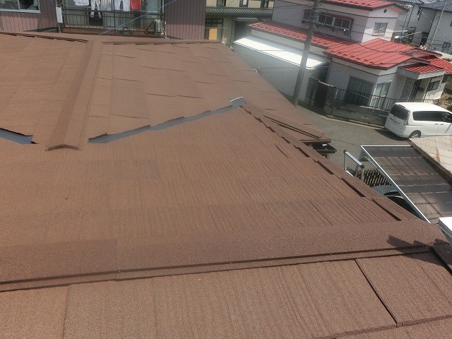 施工後のガルバリウム鋼板の屋根